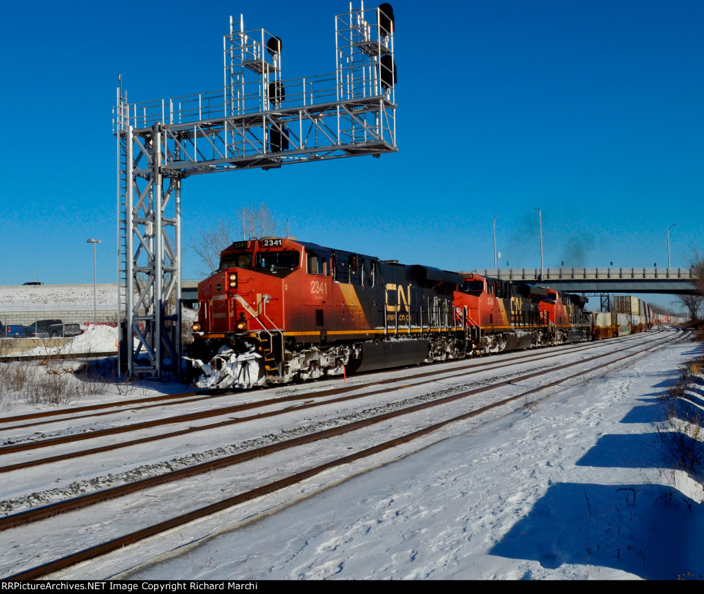 CN 2341